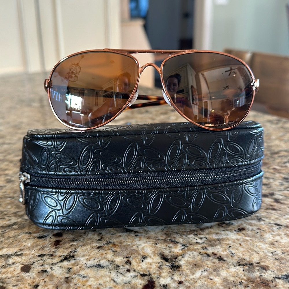 Women’s Oakley Feedback- polarized